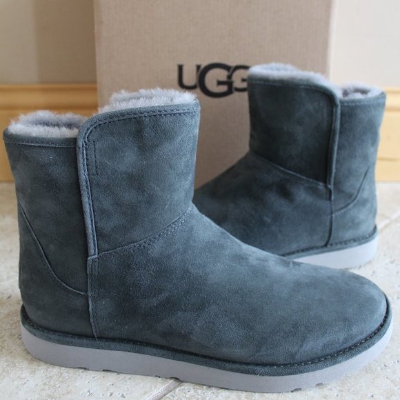NEW UGG ABREE MINI GRAY SUEDE WATER RESISTANT BOOT - Picture 1 of 9